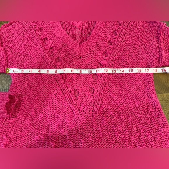 Hollister Vibrant Pink Knit Sweater With  V Back Detail - Picture 11 of 13